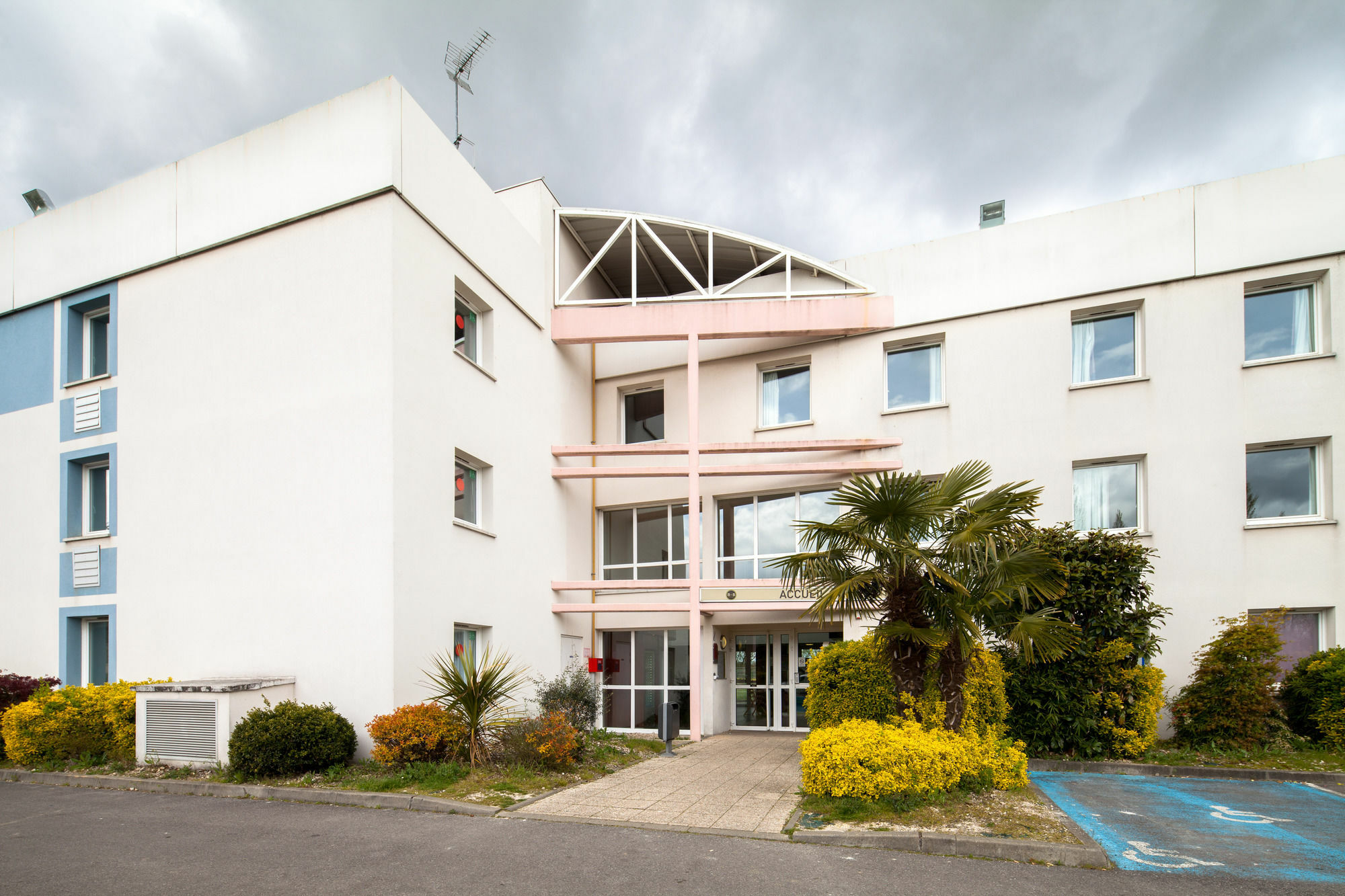 B&B Hotel Beauvais Allonne  외부 사진